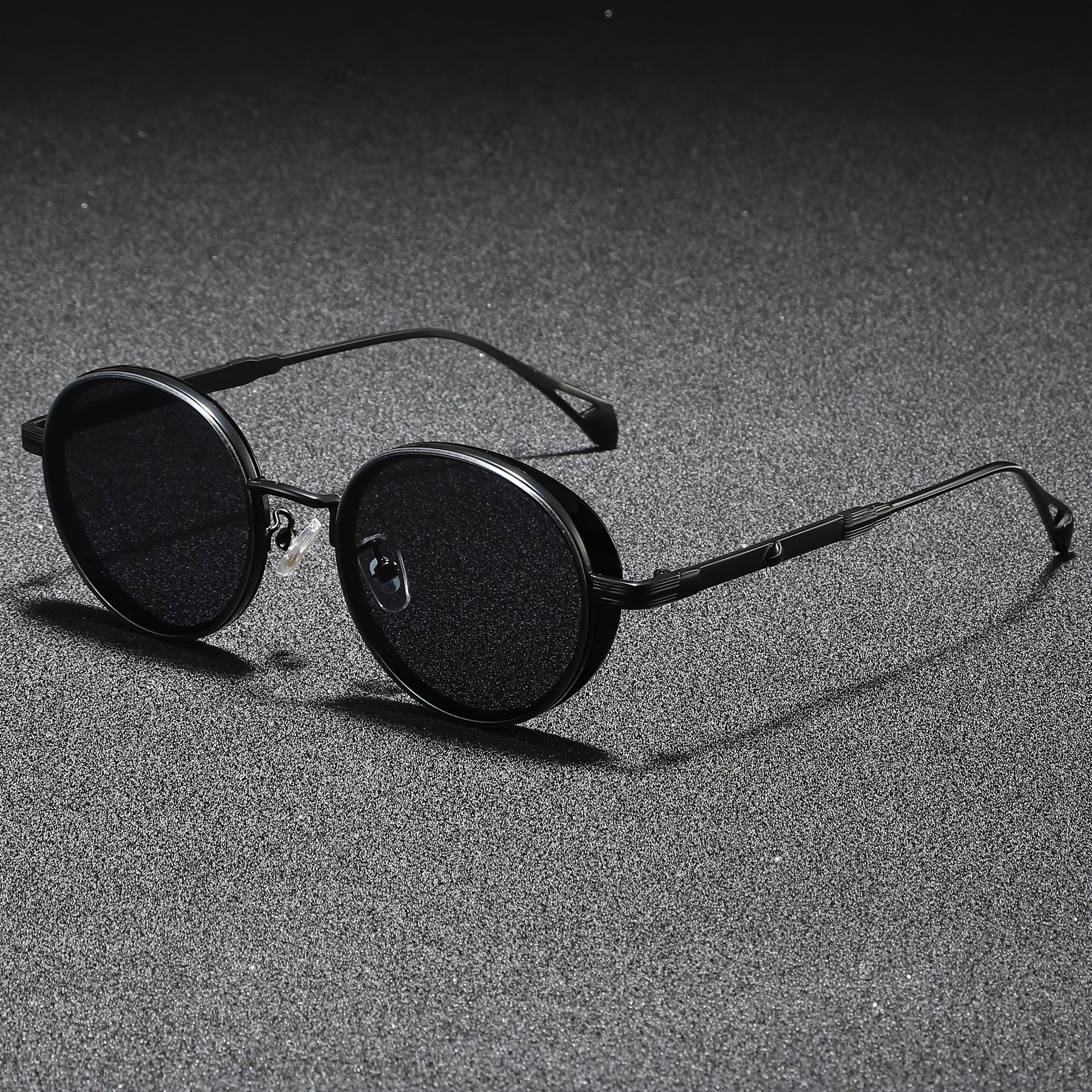 Ashton Classic Round Sunglasses